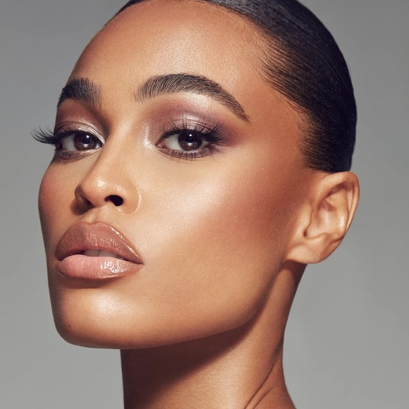 8 PC Holiday Lip Liner Set - Picture 8 of 11